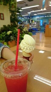 皆さん、明けましておめでとうございます。 本年も奥田歯科を宜しくお願いします。